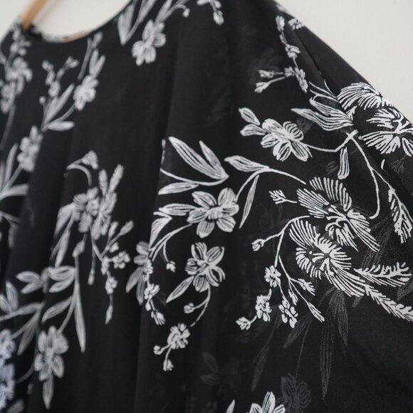 Layered floral print midi cape dress, black, M - elegant mature feminine formal - Picture 4 of 7